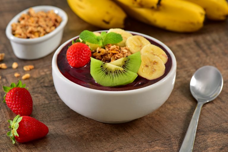 How to Make the Perfect Acai Bowl: The Ultimate Guide